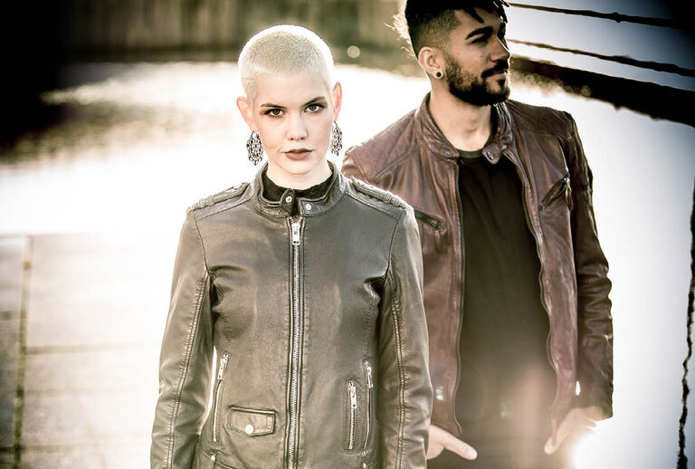 Kožené bundy / Objednať teraz!