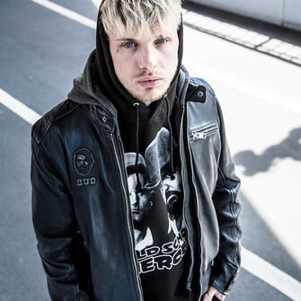 Prechodné bundy / Objavte teraz!